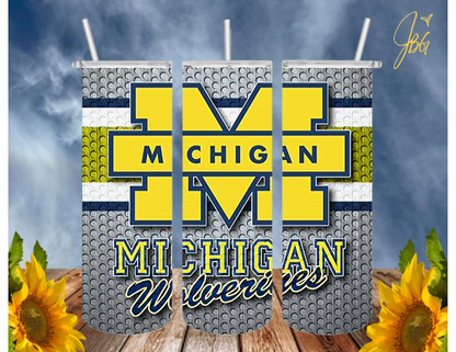 MICHIGAN Wolverines 20 Oz Tumbler with 1 Lid, 2 Straws and 1 Straw Cleaner. FREE SHIPPING. Stainless Steel. Sublimation Tumbler Cup.