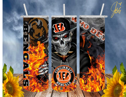 NFL FOOTBALL 20 Oz Tumblers with 2 Straws, 1 Lid and Straw Cleaner. FREE SHIPPING. Stainless Steel. Sublimation Tumbler Cup.