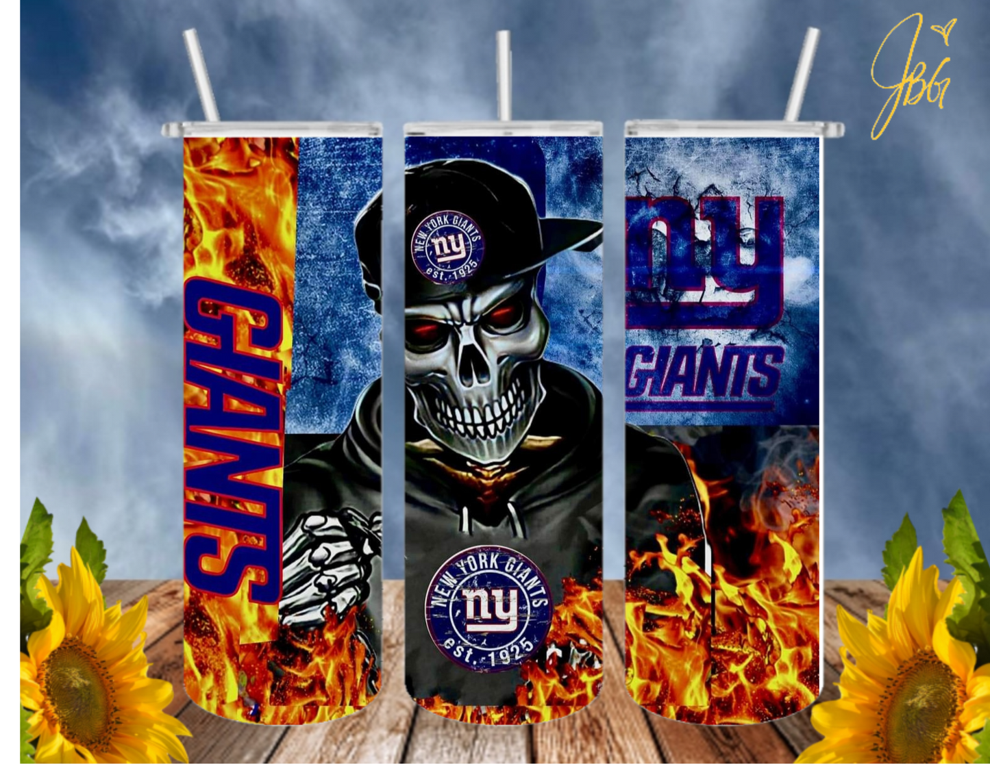 NFL FOOTBALL 20 Oz Tumblers with 2 Straws, 1 Lid and Straw Cleaner. FREE SHIPPING. Stainless Steel. Sublimation Tumbler Cup.